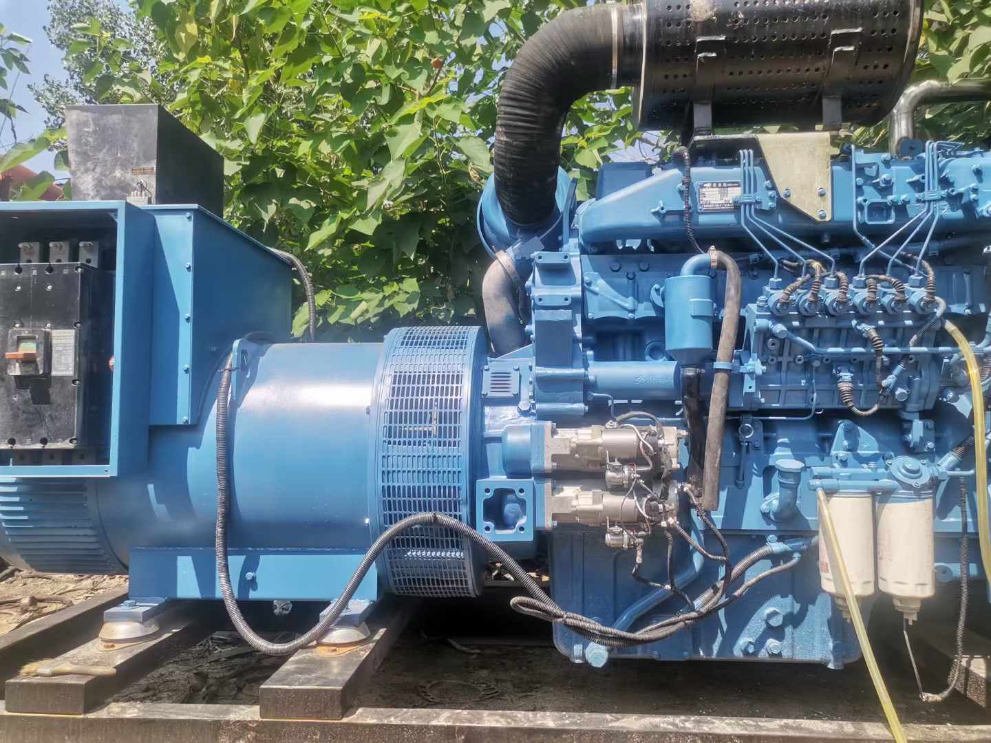谷城详细说明降低 800kW 柴油发电机输出电流波动的方法