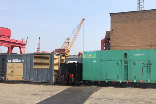 谷城发电机出租空气滤清器的清洁频率是多少？