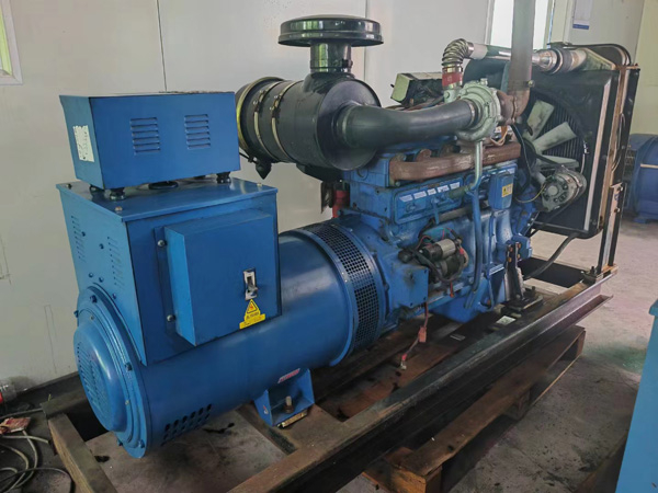 谷城100kW柴油发电机组使用多级机油有哪些优缺点？